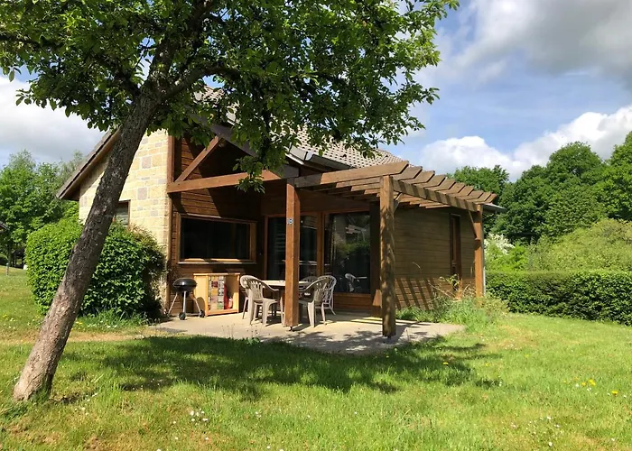 Dans Domaine Privé * Signy-le-Petit